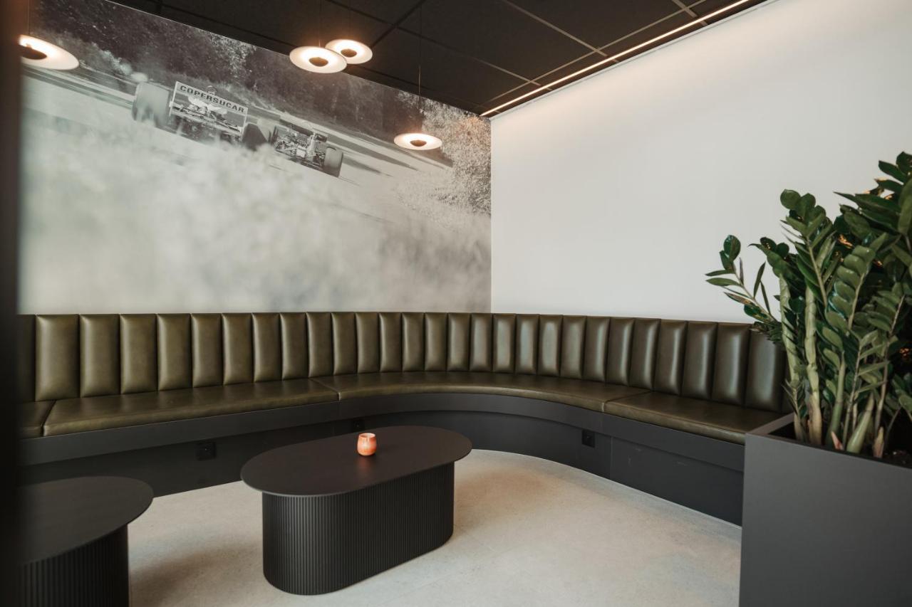 Roannay - Francorchamps Hotel Bagian luar foto