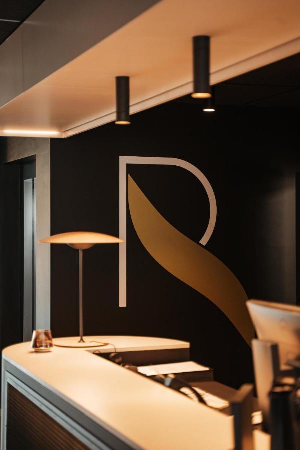 Roannay - Francorchamps Hotel Bagian luar foto